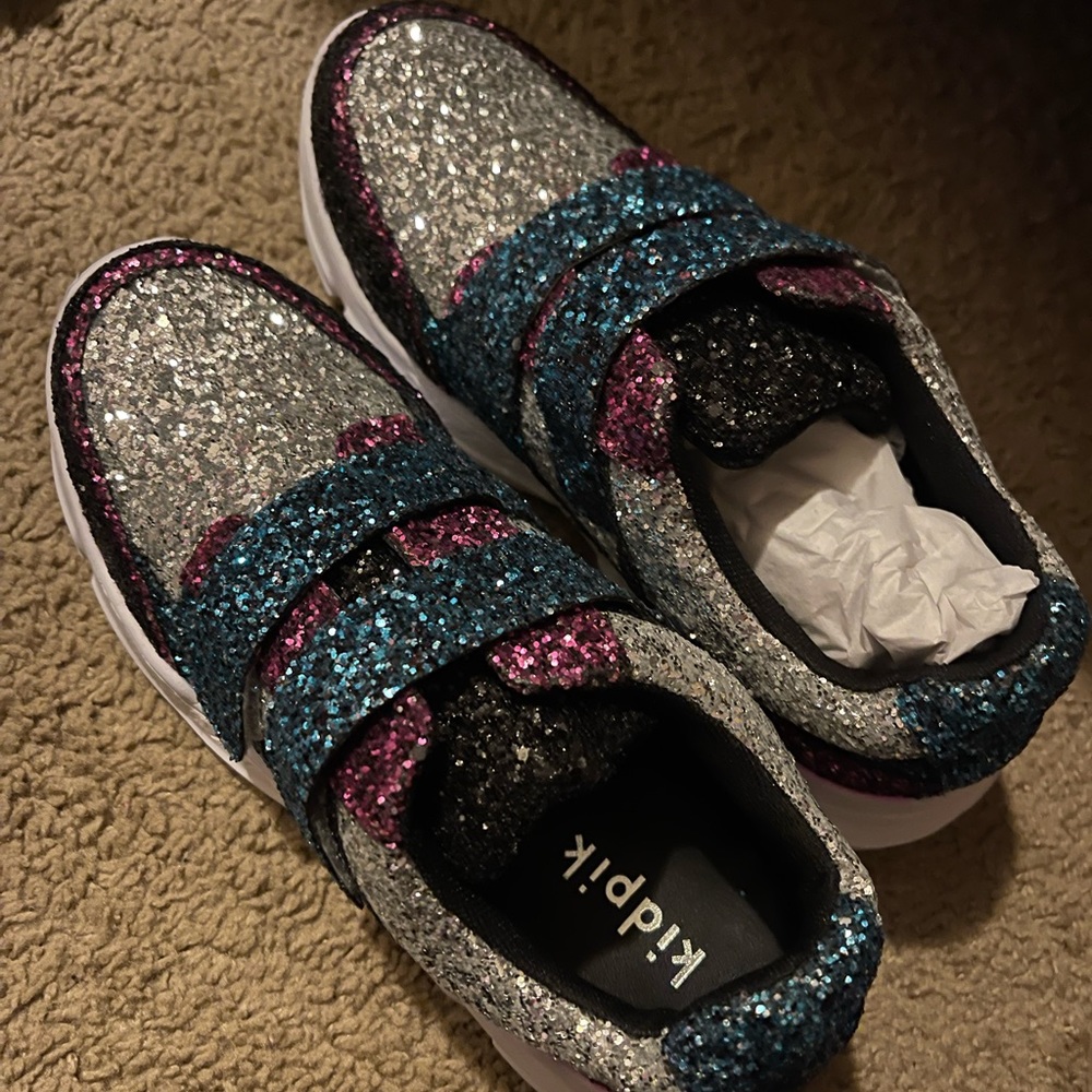 Glitter big girl shoes by kidpik